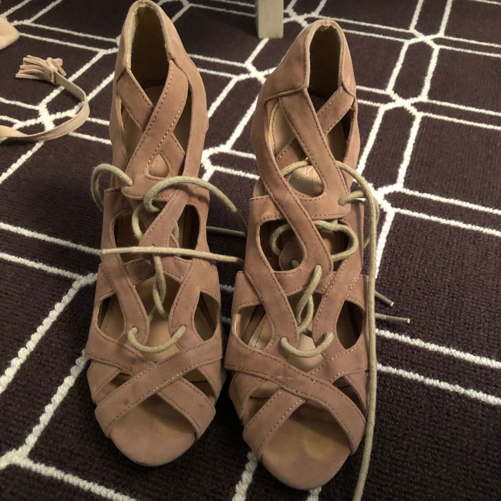 Tan heels